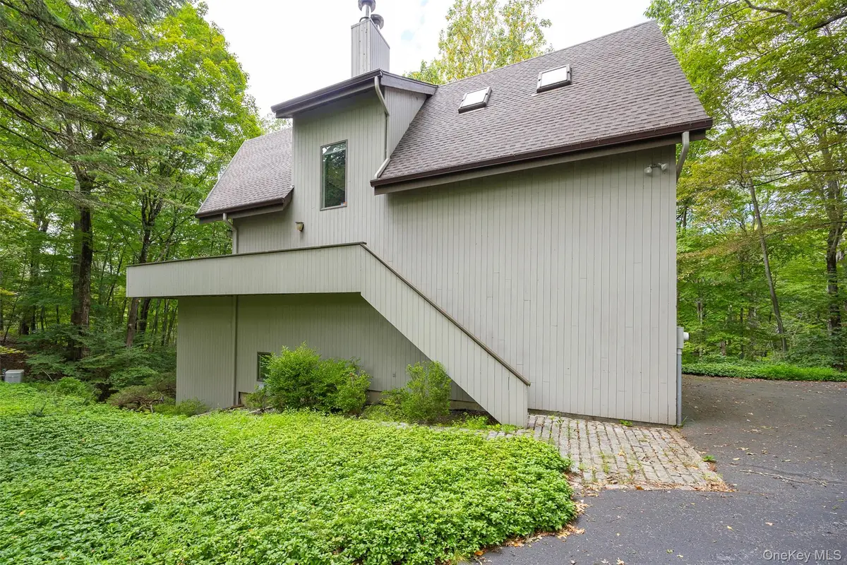 51 Major Lockwood Lane, Pound Ridge, NY 10576 - Image #1