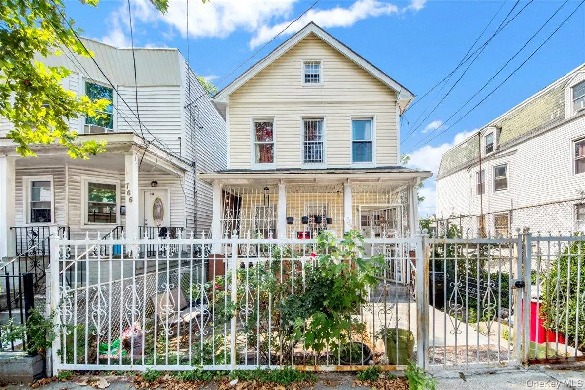 764 E 230th Street, Bronx, NY 10466 - Image #1