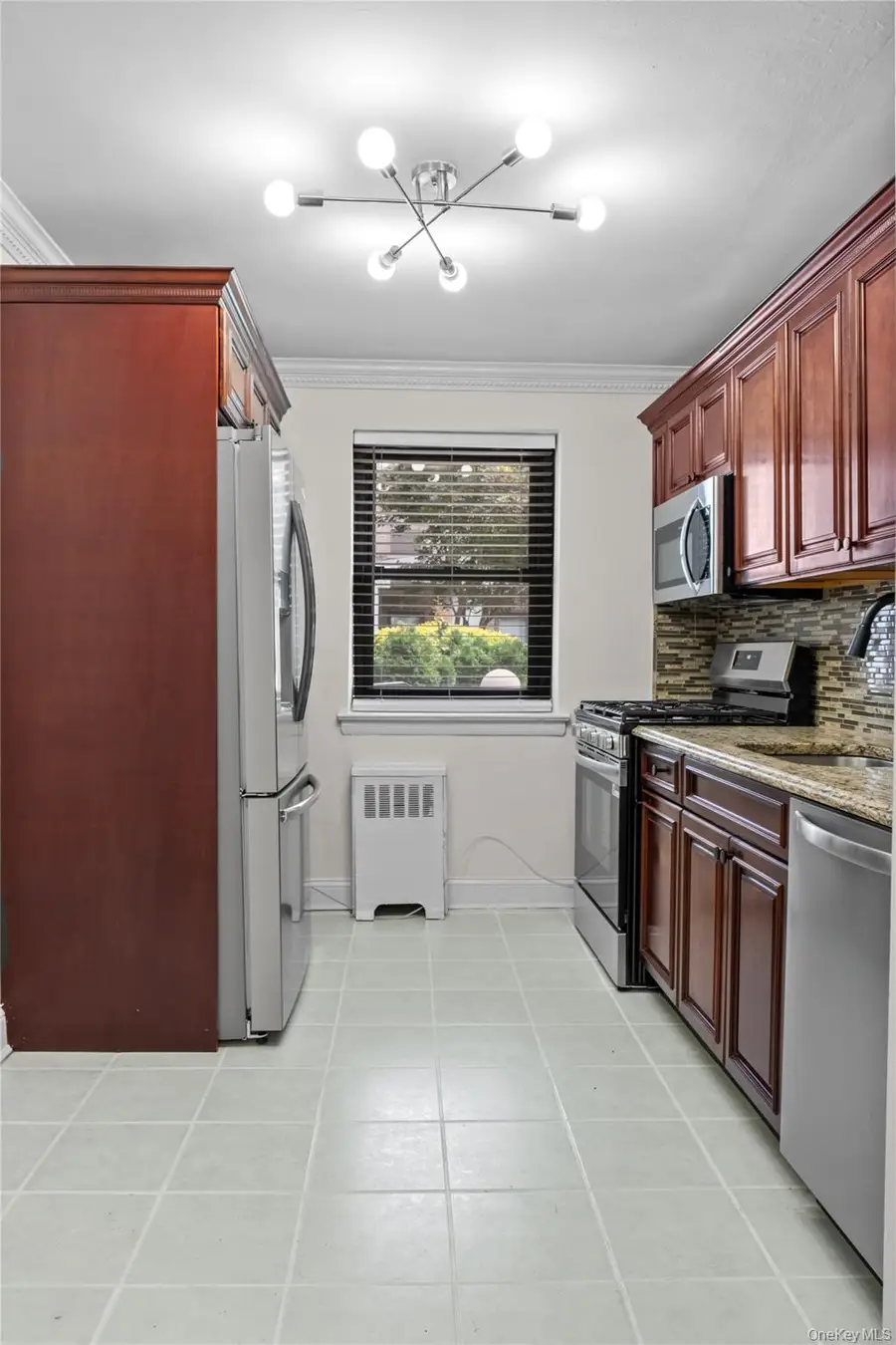 6 West Mill Drive #1A, Great Neck, NY 11021 - Image #2