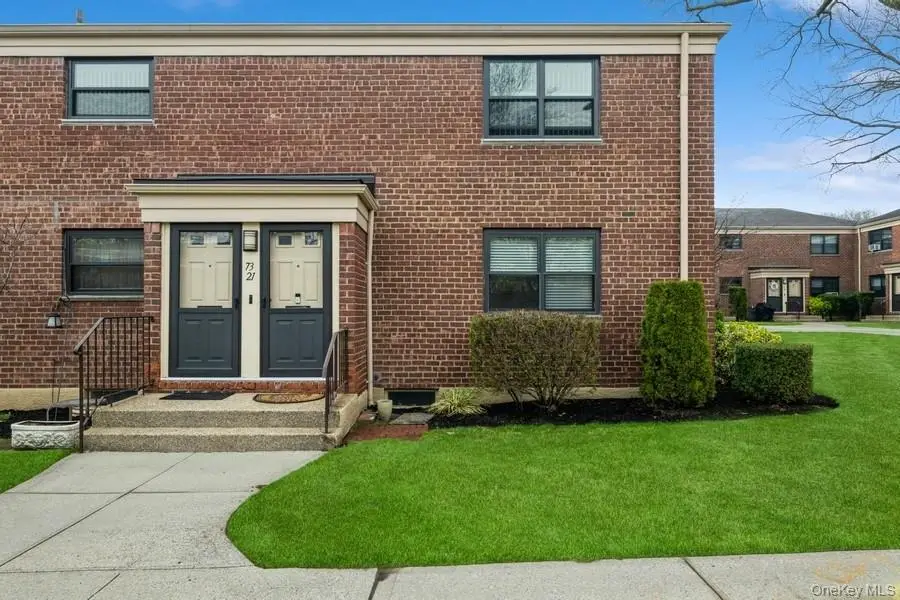 73-21 220th Street #139B2, Oakland Gardens, NY 11364 - Image #2