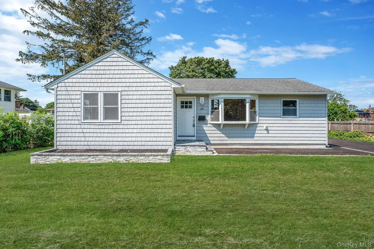 28 W 6th Street, Deer Park, NY 11729 - Image #1