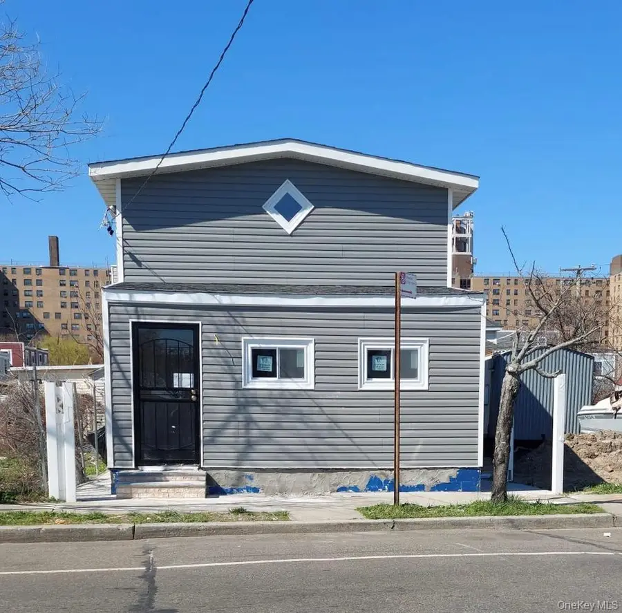 40-06 Rockaway Beach Boulevard, Far Rockaway, NY 11691 - Image #3