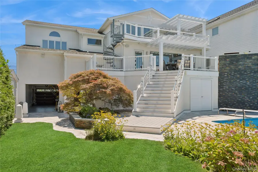 821 W Park Avenue, Long Beach, NY 11561 - Image #2