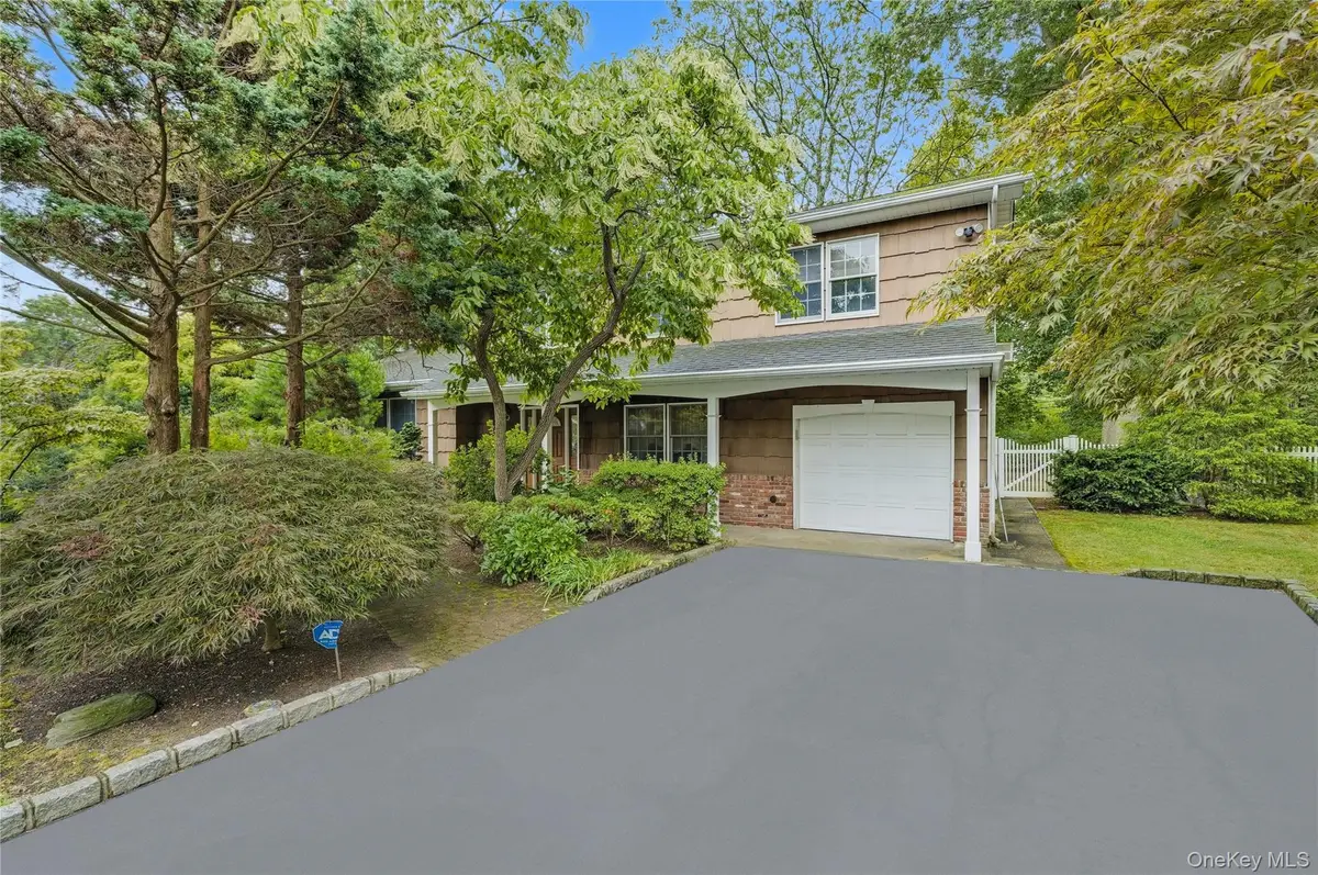 16 Delmar Lane, Commack, NY 11725 - Image #1