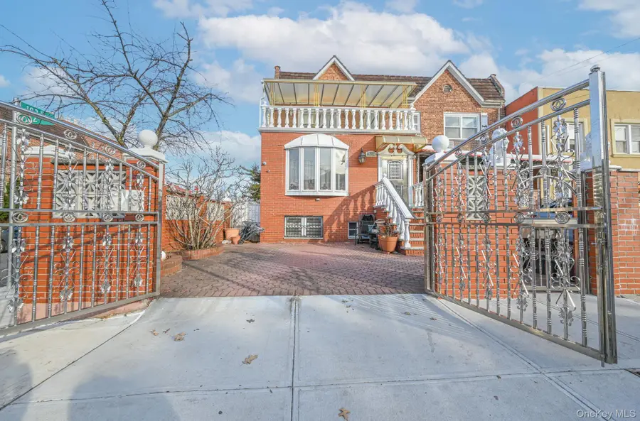 10201 62nd Road, Forest Hills, NY 11375 - #2