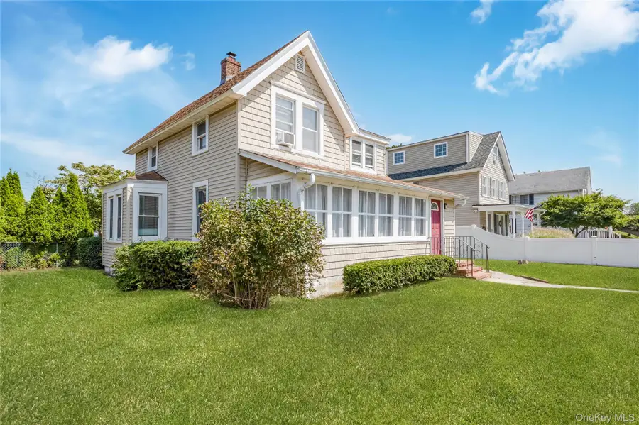 25 1st Street, Islip, NY 11751 - Image #2