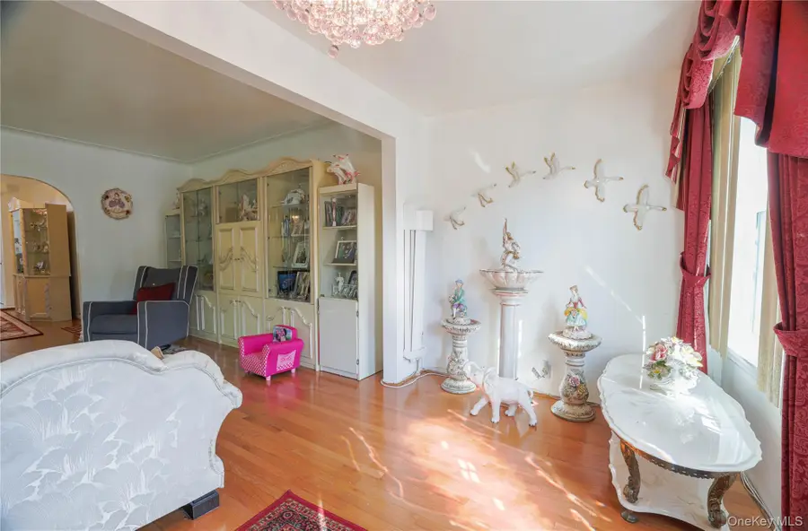 101-44 114th Street, South Richmond Hill, NY 11419 - Image #2