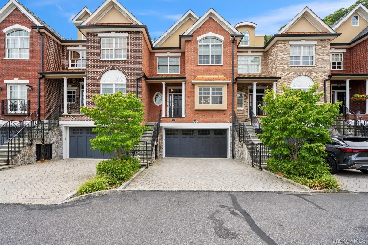 23 The Preserve, Woodbury, NY 11797 - Image #1