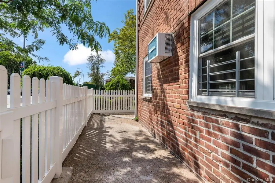 226-01 Union Turnpike #A, Bayside, NY 11364 - Image #2