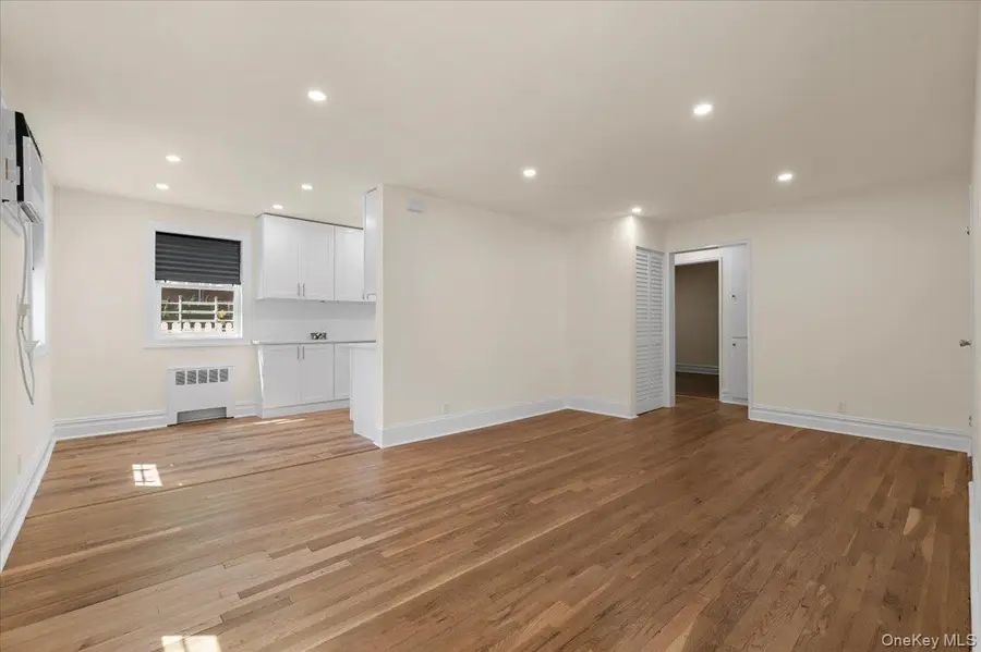 226-01 Union Turnpike #A, Bayside, NY 11364 - Image #3