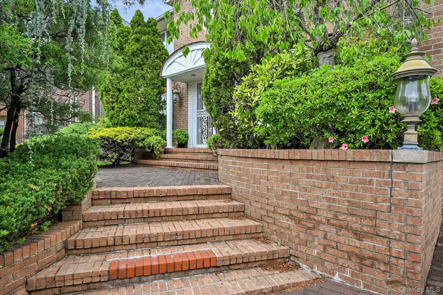 138-45 78th Drive, Flushing, NY 11367 - #2