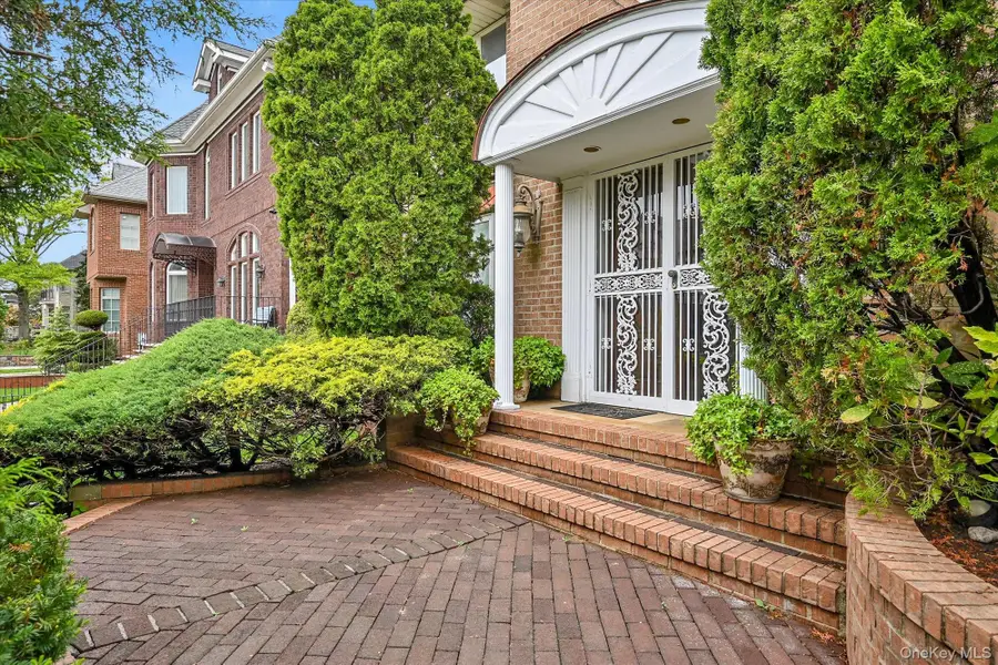138-45 78th Drive, Flushing, NY 11367 - #3