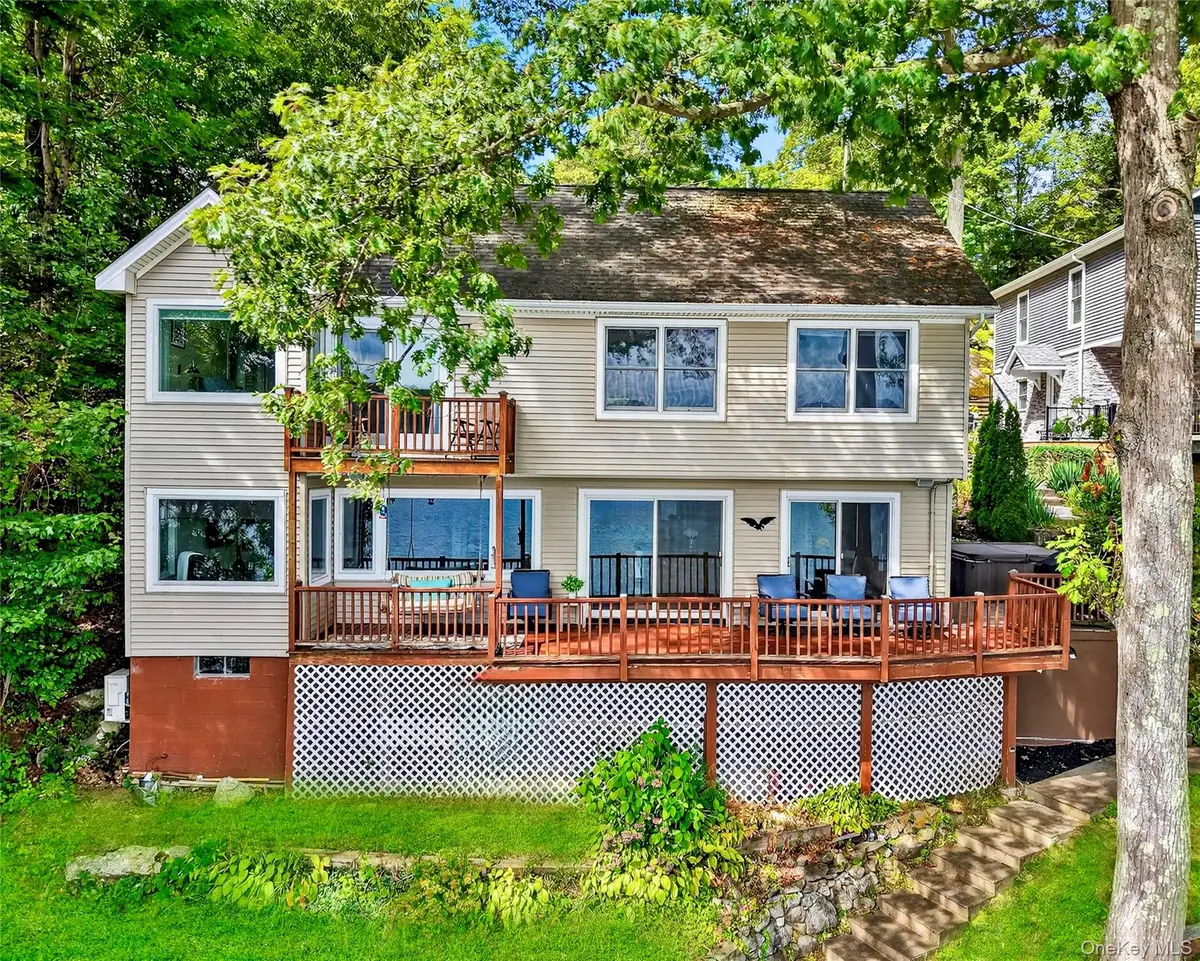 60 Lakeview Dr, Holmes, NY 12531 - Image #1