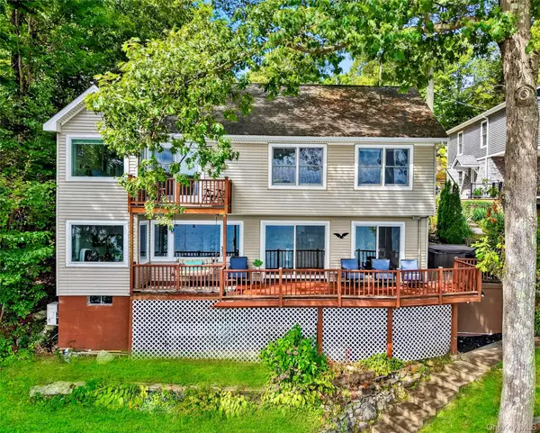 60 Lakeview Dr, Holmes, NY 12531