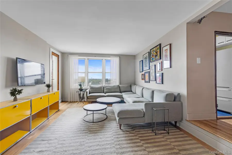 79-10 34th Avenue #7X, Jackson Heights, NY 11372 - Image #2