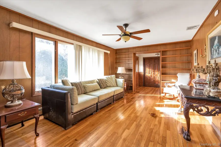 20 Michaels Lane, Old Brookville, NY 11545 - Image #2