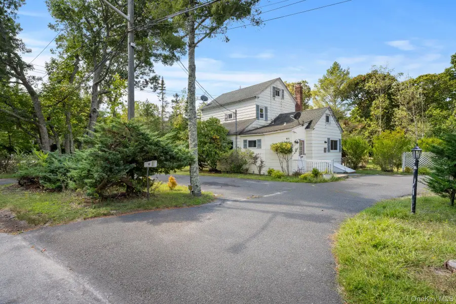 39 & 41 Foster Road, Quogue, NY 11959 - Image #3