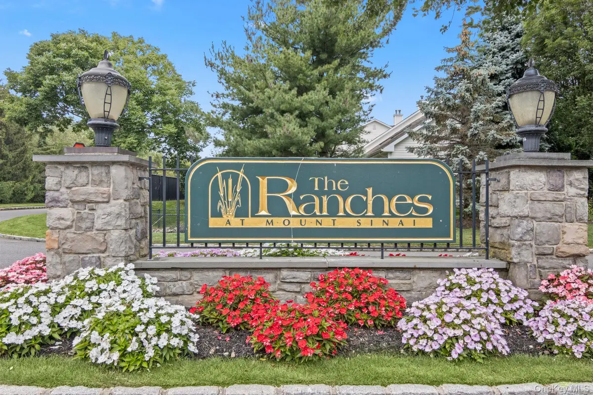 37 Constantine Way, Mount Sinai, NY 11766 - Image #1