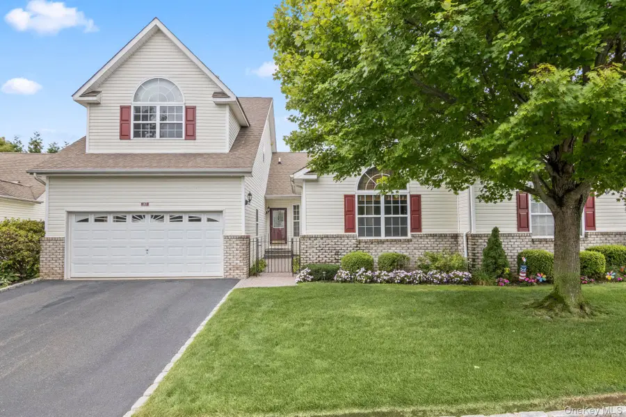 37 Constantine Way, Mount Sinai, NY 11766 - Image #2