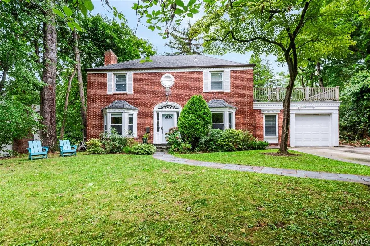 113 Old Mill Road, Great Neck, NY 11023 - Image #1