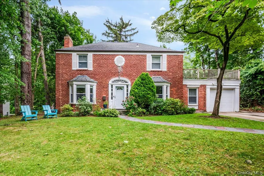 113 Old Mill Road, Great Neck, NY 11023 - Image #2