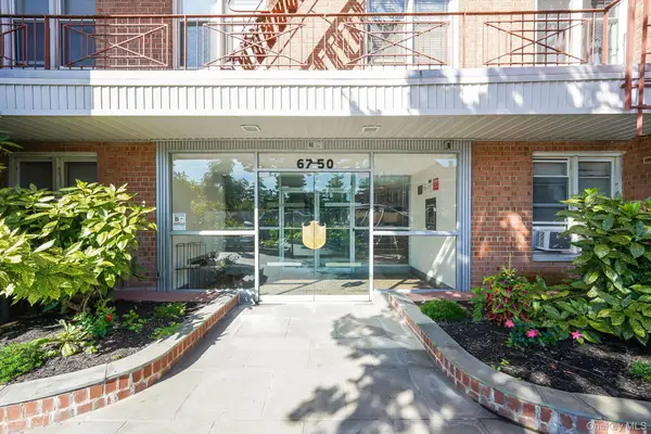 67-50 Thornton Place #4U, Forest Hills, NY 11375