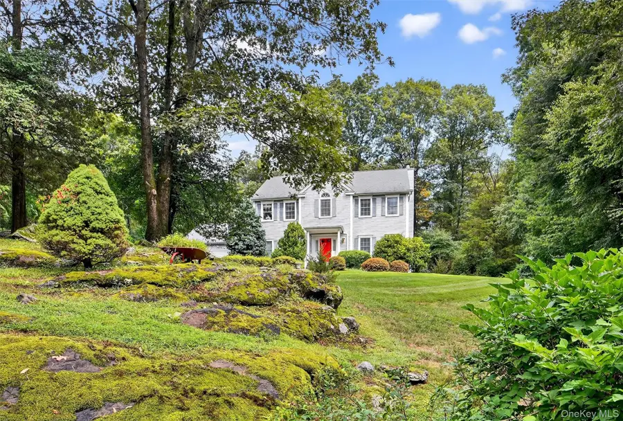 12 Veronica Court, Cortlandt Manor, NY 10567 - Image #2