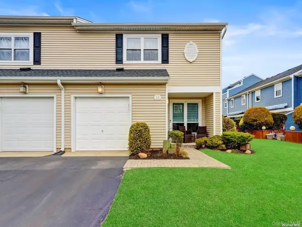 100-18 Baker Court, Island Park, NY 11558