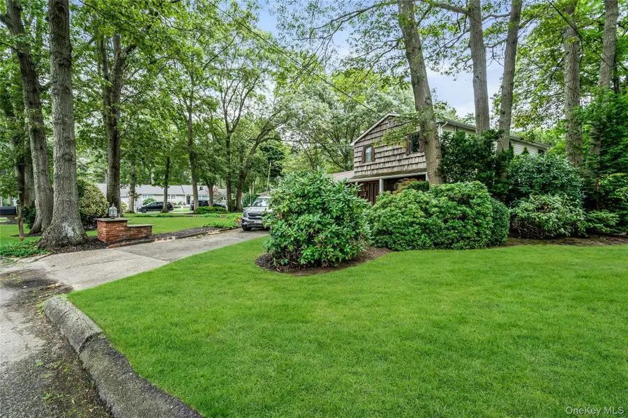 58 Rhoda Avenue, Smithtown, NY 11787 - Image #3