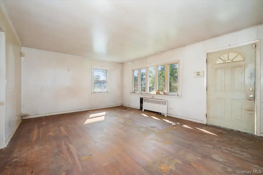 10 Hampton Terrace, White Plains, NY 10607 - Image #3