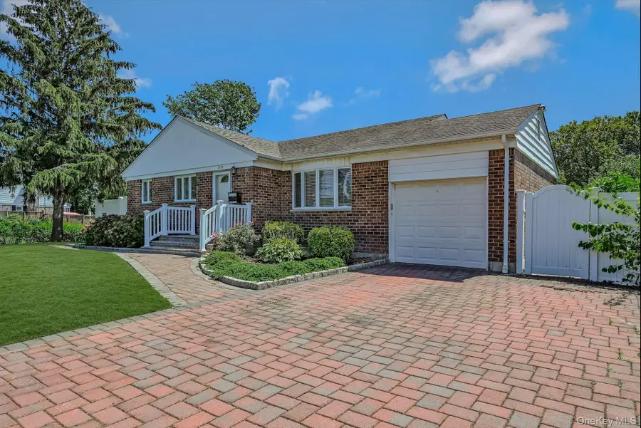 1270 Pulaski Road, East Northport, NY 11731 - Image #3