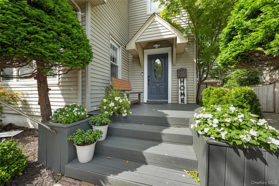 99 Rider Avenue, Malverne, NY 11565 - Image #2