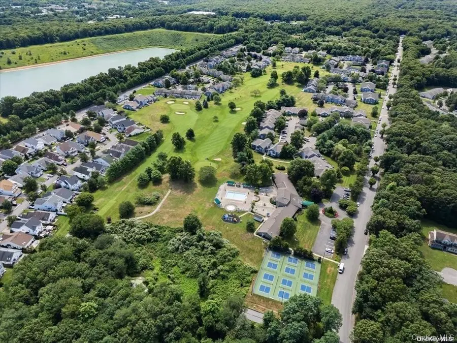 48 Kate Circle, Middle Island, NY 11953 - Image #2