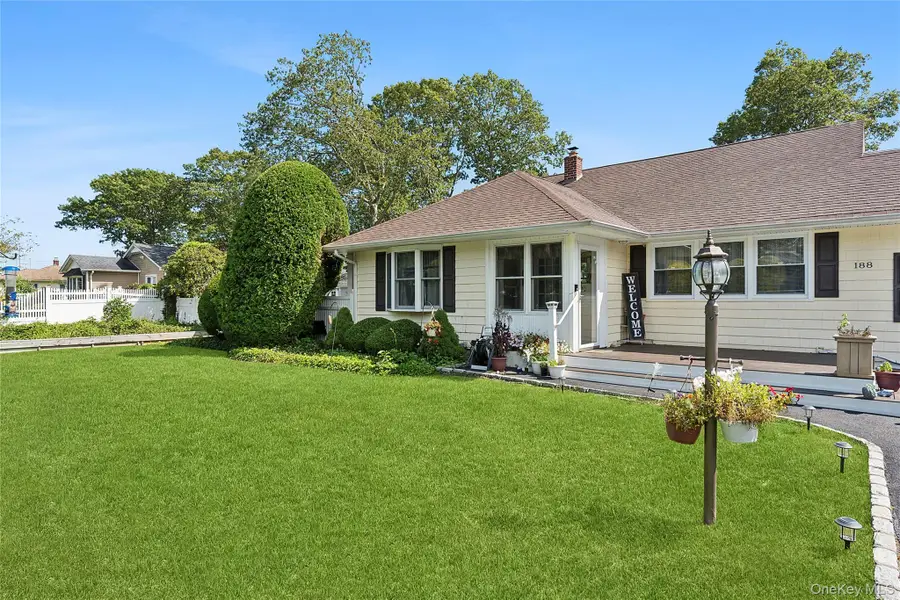 188 Washington Avenue, Mastic Beach, NY 11951 - Image #2