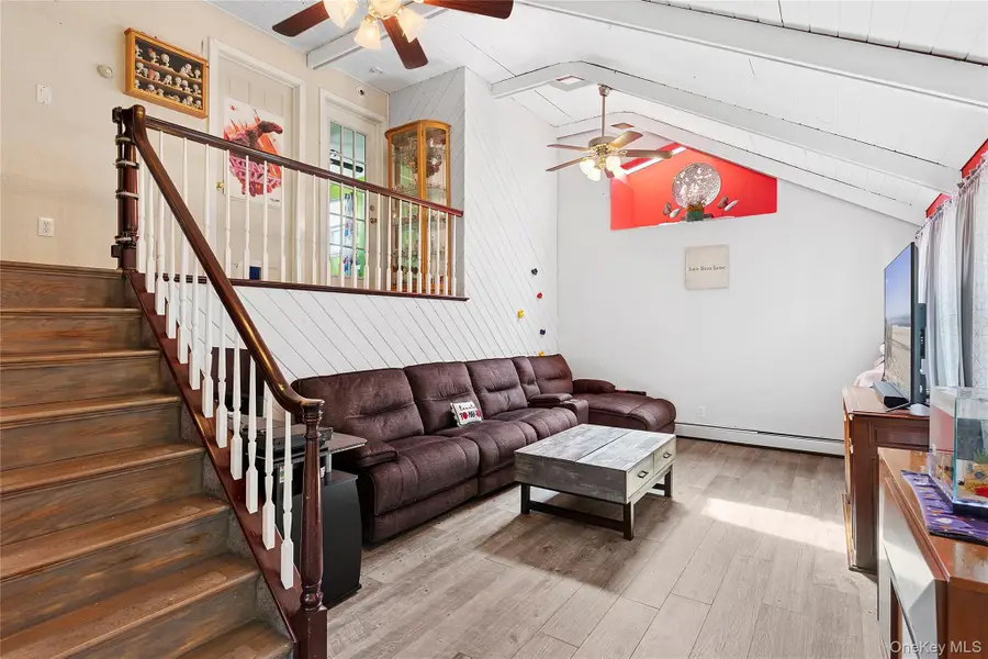 188 Washington Avenue, Mastic Beach, NY 11951 - Image #3