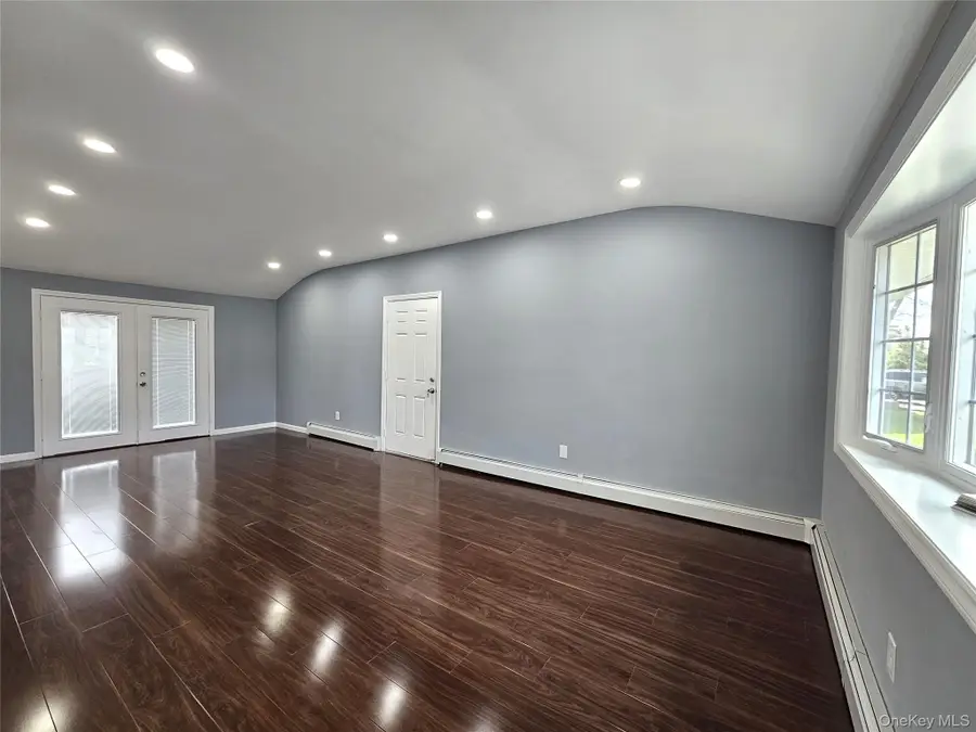 114 Granny Road, Farmingville, NY 11738 - Image #2