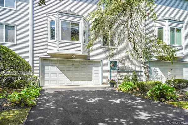 3538 Gibbs Road, Coram, NY 11727