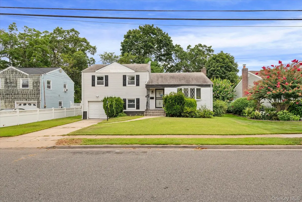 36 Gusto Lane, Roosevelt, NY 11575 - Image #1