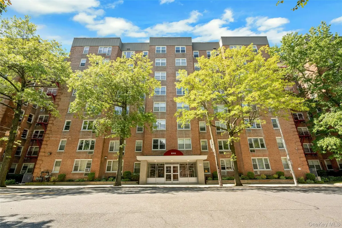 5 Sadore Lane #3S, Yonkers, NY 10710 - Image #1