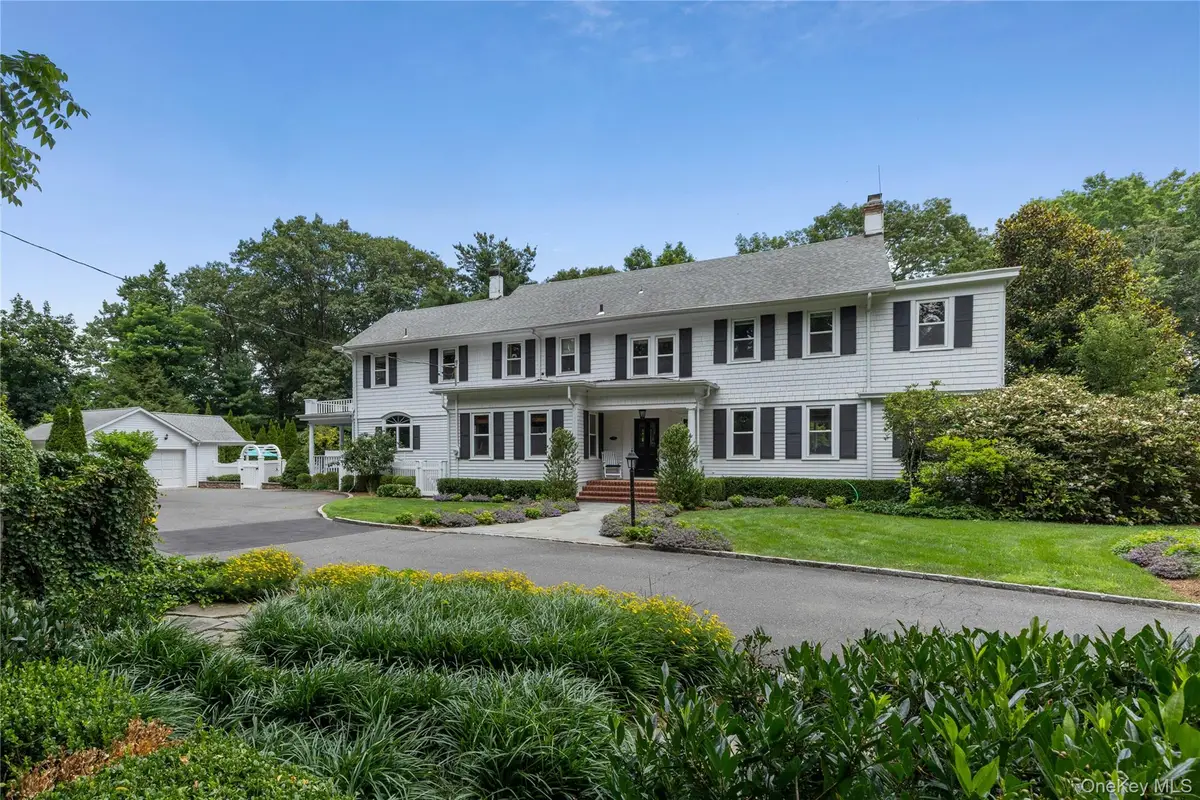 10 Eastview Lane, Old Brookville, NY 11545 - Image #1