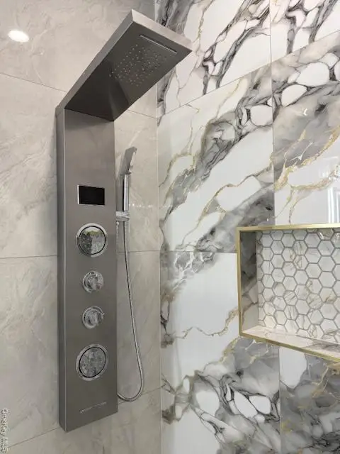 71 Cedar Street, Hicksville, NY 11801 - Image #3