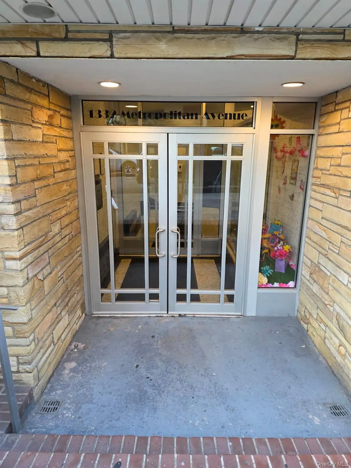 1332 Metropolitan Avenue #2A, Bronx, NY 10462 - Image #1