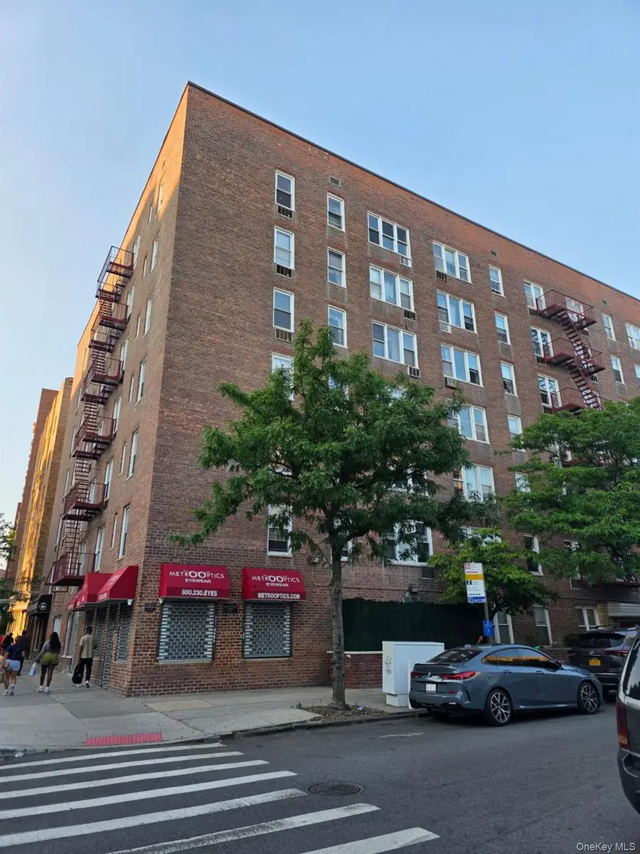 1332 Metropolitan Avenue #2A, Bronx, NY 10462 - Image #2