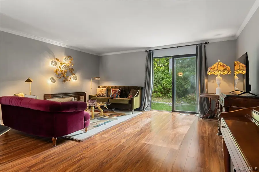 32 Park Drive, Mount Kisco, NY 10549 - Image #3