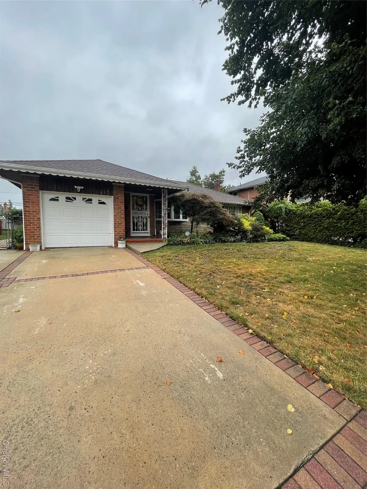 806 Center Drive, Baldwin, NY 11510 - Image #1