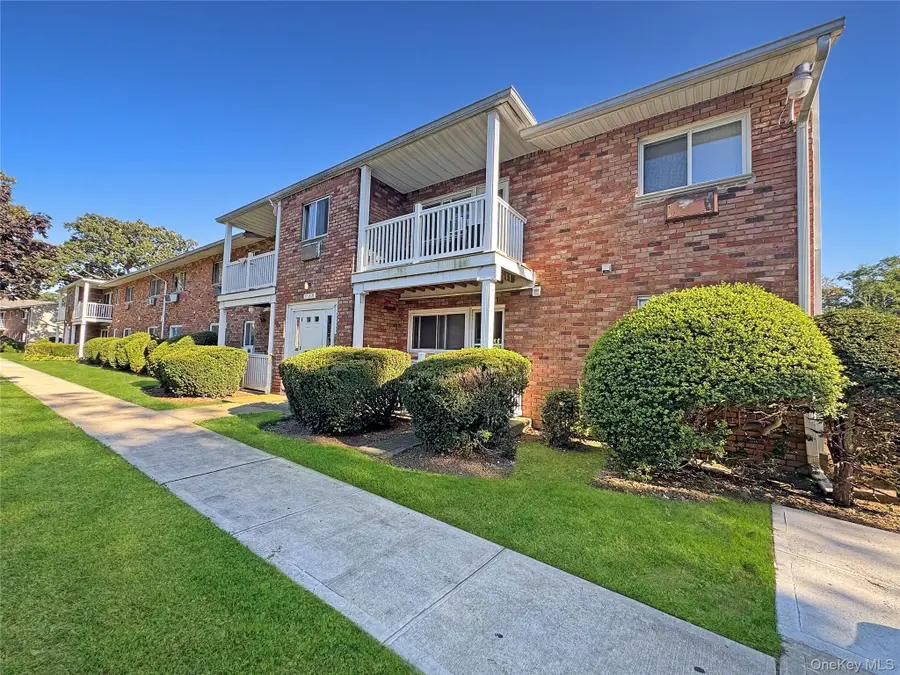 57 Adams Road #1H, Central Islip, NY 11722 - Image #3