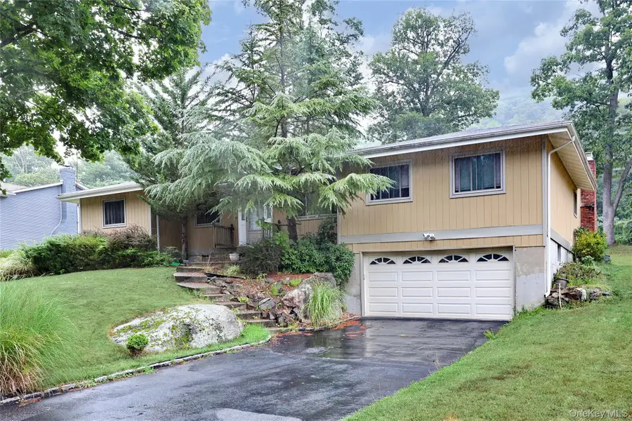 33 Palisades Court, Pomona, NY 10970 - Image #2