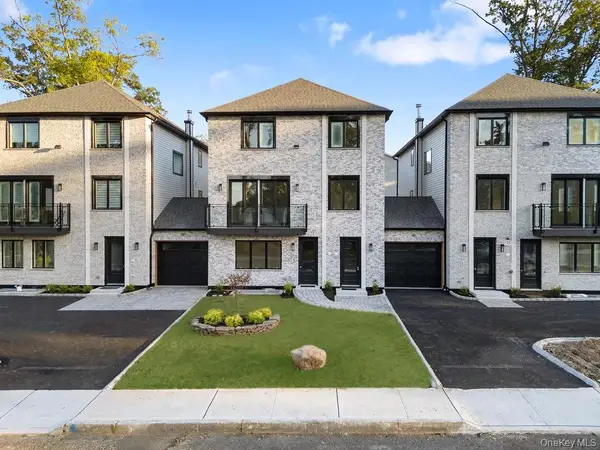 27 Ellish Parkway #112, Spring Valley, NY 10977