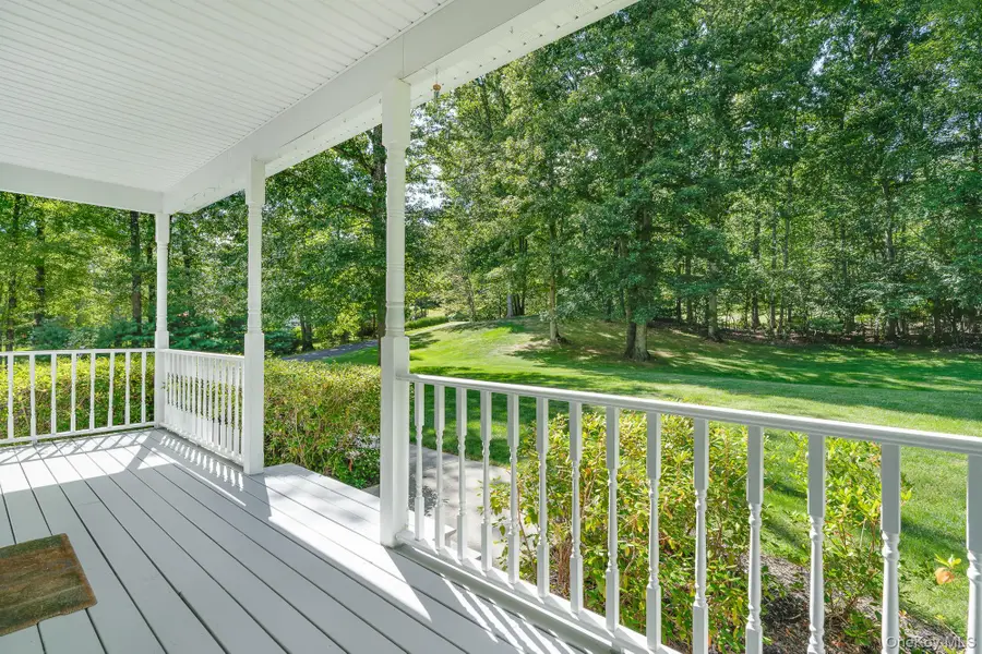 127 Shagbark Lane, Hopewell Junction, NY 12533 - Image #2