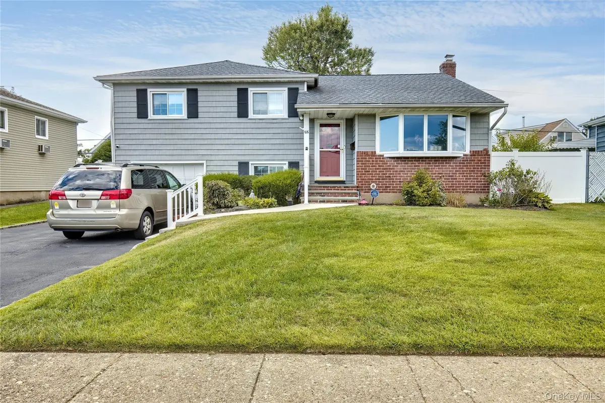 106 Cornell Lane, Hicksville, NY 11801 - Image #1